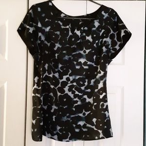 Ann Taylor short sleeve shirt